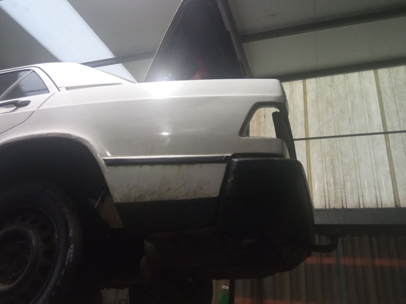 mercedes benz 190 190d 2.5 del año 1988