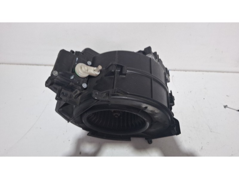 Recambio de motor calefaccion para audi a 6 referencia OEM IAM 9140010511 CZ2468105840 4F0910521  