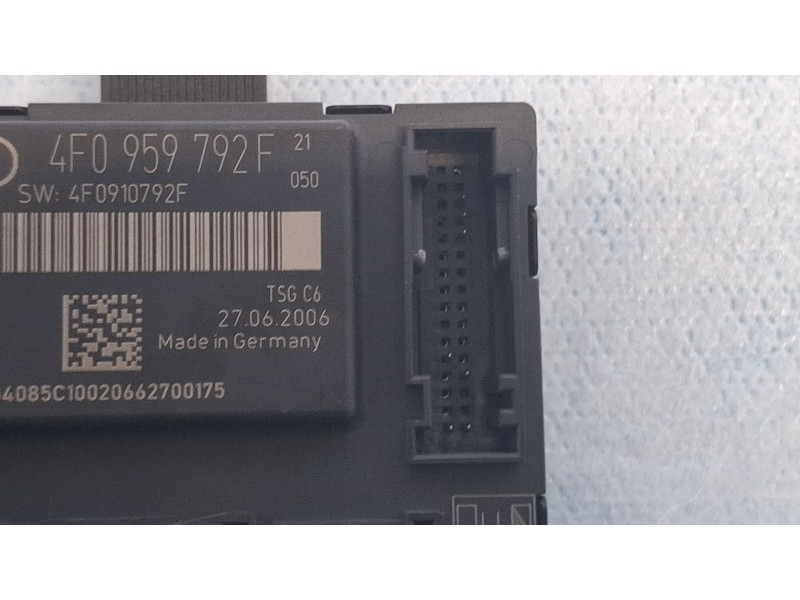 Recambio de modulo control puerta para audi a 6 referencia OEM IAM 4F0959792f  