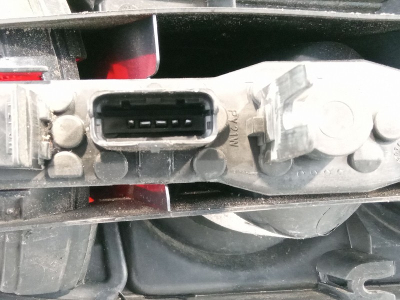 Recambio de piloto trasero izquierdo para nissan micra referencia OEM IAM   