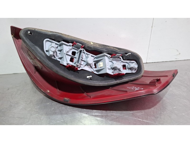 Recambio de piloto trasero izquierdo para mercedes-benz clase a (w169) a 160 cdi (169.006, 169.306) referencia OEM IAM a16982003