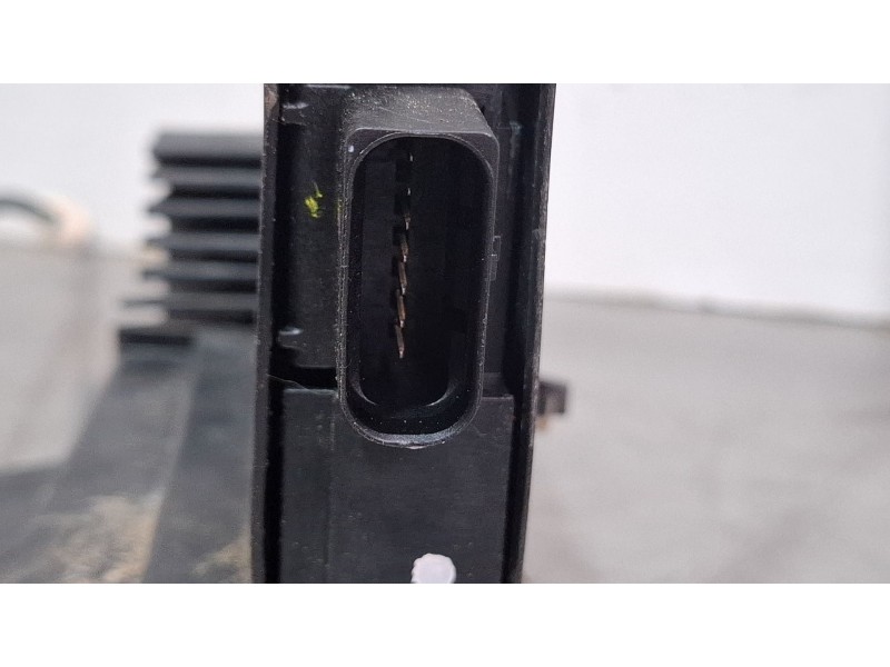 Recambio de cerradura puerta delantera derecha para peugeot 308 referencia OEM IAM 9810309380  