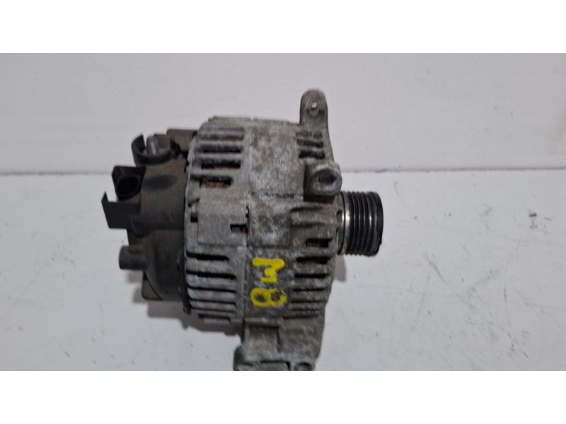 Recambio de alternador para mercedes-benz 180 referencia OEM IAM a6401540302  