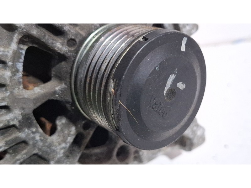 Recambio de alternador para mercedes-benz 180 referencia OEM IAM a6401540302  