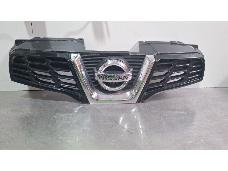 Recambio de rejilla delantera para nissan qashqai referencia OEM IAM A0455283  