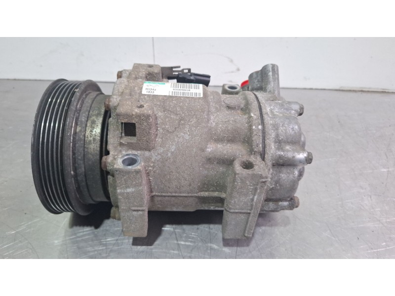 Recambio de compresor aire acondicionado para nissan qashqai referencia OEM IAM 926009865R 00688710361  