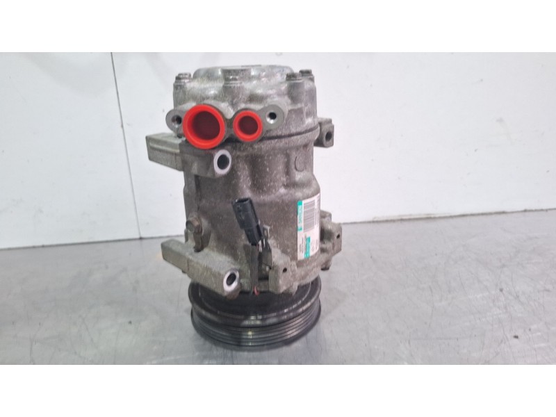 Recambio de compresor aire acondicionado para nissan qashqai referencia OEM IAM 926009865R 00688710361  