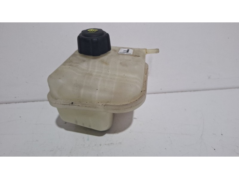 Recambio de deposito expansion para nissan qashqai referencia OEM IAM 21711jd50b  