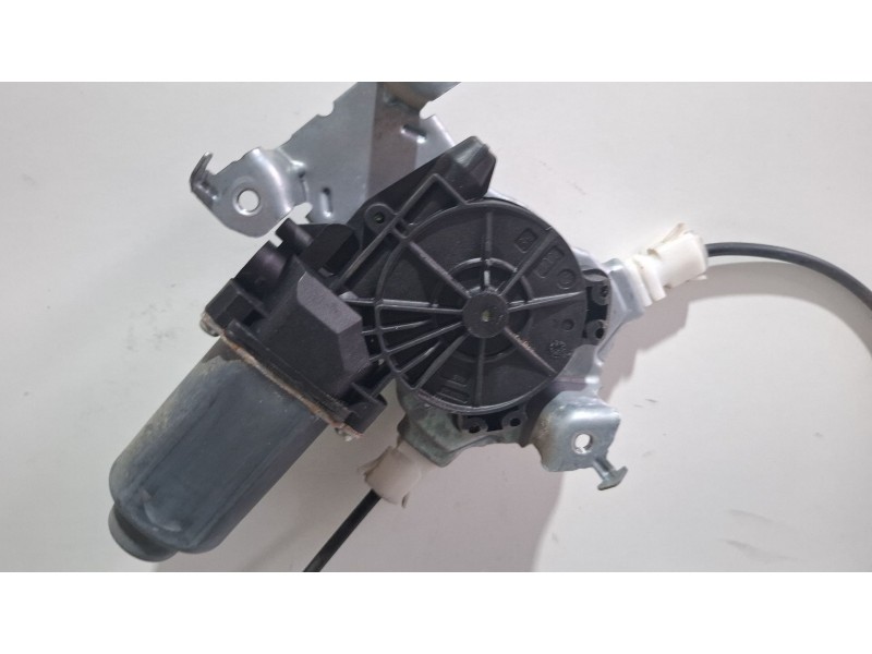Recambio de elevalunas trasero izquierdo para nissan qashqai referencia OEM IAM N120869 402191A  
