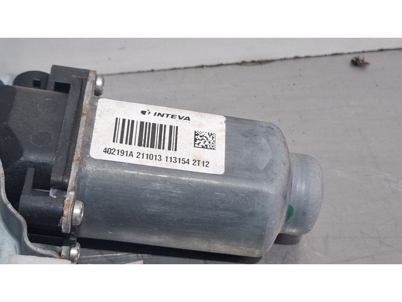 Recambio de elevalunas trasero izquierdo para nissan qashqai referencia OEM IAM N120869 402191A  