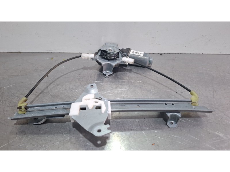 Recambio de elevalunas trasero izquierdo para nissan qashqai referencia OEM IAM N120869 402191A  