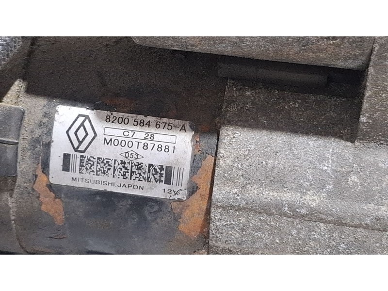 Recambio de motor arranque para renault clio referencia OEM IAM 8200584675A  