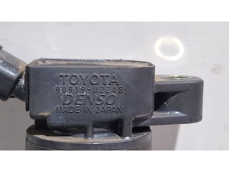 Recambio de bobina encendido para toyota avensis (_t22_) 2.0 vvt-i (azt220_) referencia OEM IAM 90919-02248  
