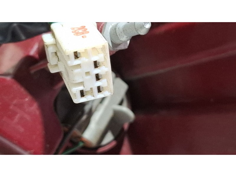 Recambio de piloto trasero derecho para hyundai i20 referencia OEM IAM 924024P500  