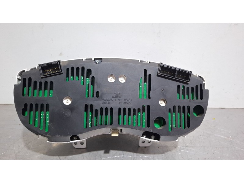 Recambio de cuenta kilometros para hyundai i20 referencia OEM IAM 940131J620  