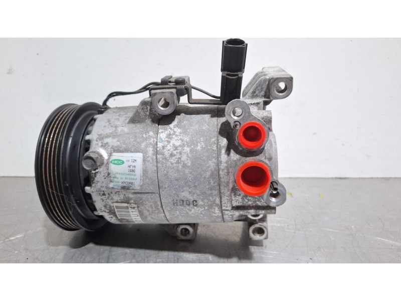 Recambio de compresor aire acondicionado para hyundai i20 referencia OEM IAM F500KPCDA01  