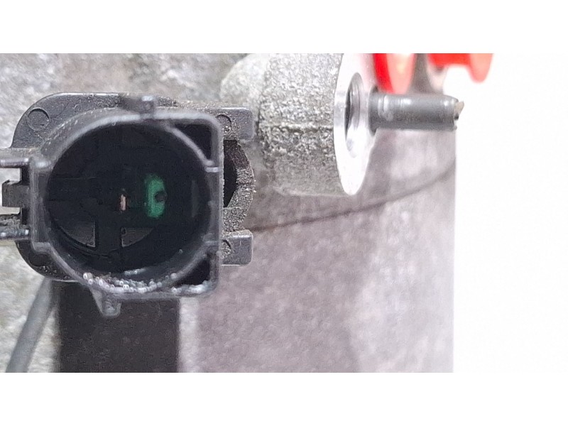 Recambio de compresor aire acondicionado para hyundai i20 referencia OEM IAM F500KPCDA01  