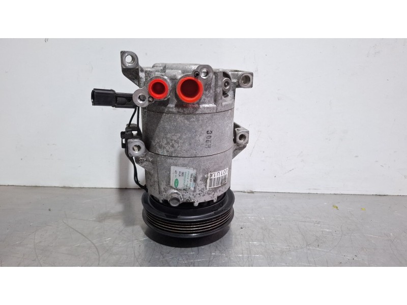 Recambio de compresor aire acondicionado para hyundai i20 referencia OEM IAM F500KPCDA01  