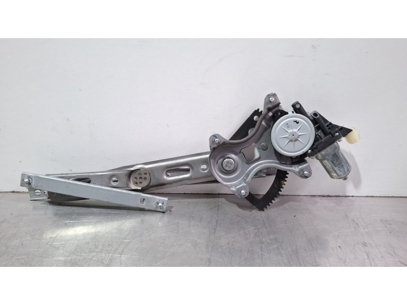 Recambio de elevalunas delantero derecho para hyundai i20 referencia OEM IAM 98820-1J100 262100-4670  