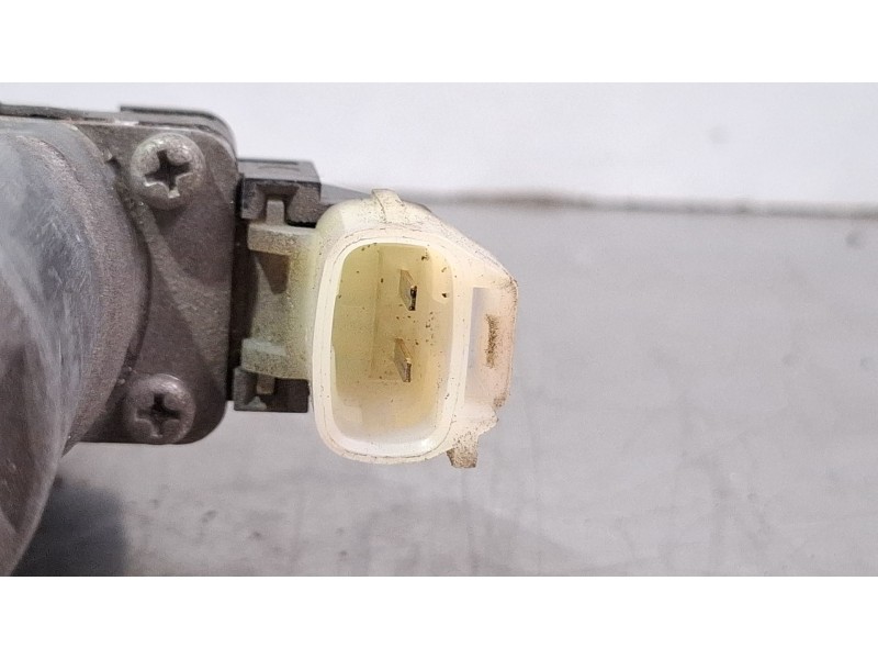 Recambio de elevalunas delantero derecho para hyundai i20 referencia OEM IAM 98820-1J100 262100-4670  