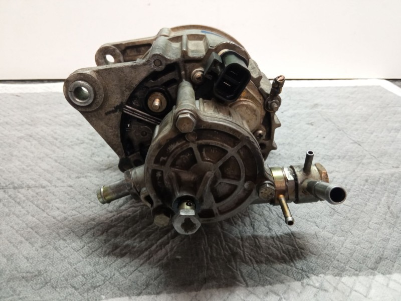 Recambio de bomba direccion mecánica para nissan terrano referencia OEM IAM 1992330000 04750100  