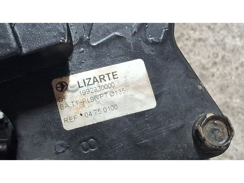 Recambio de bomba direccion mecánica para nissan terrano referencia OEM IAM 1992330000 04750100  