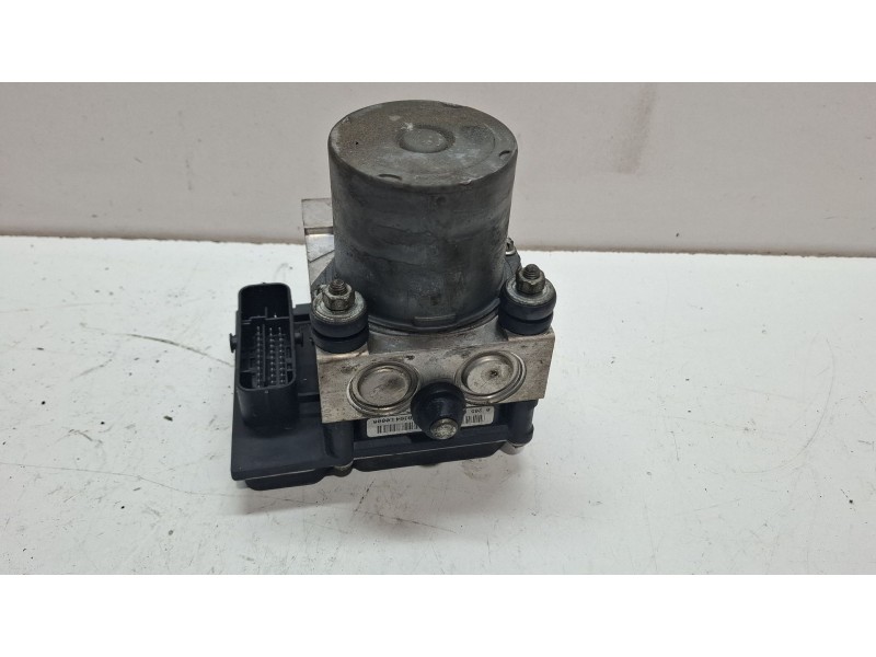 Recambio de modulo abs para audi a4 referencia OEM IAM 0265950474 8E0910517H014 8E0614517BF06 0265234336  