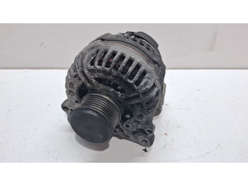 Recambio de alternador para audi a4 referencia OEM IAM 06F903023J 0124525092  