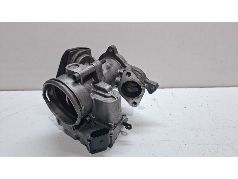 Recambio de valvula egr para audi a4 referencia OEM IAM A2C53060455  