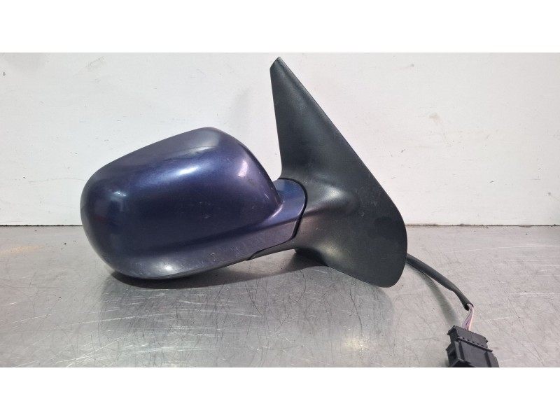 Recambio de espejo retrovisor derecho electrico para volkswagen bora referencia OEM IAM E1010515  