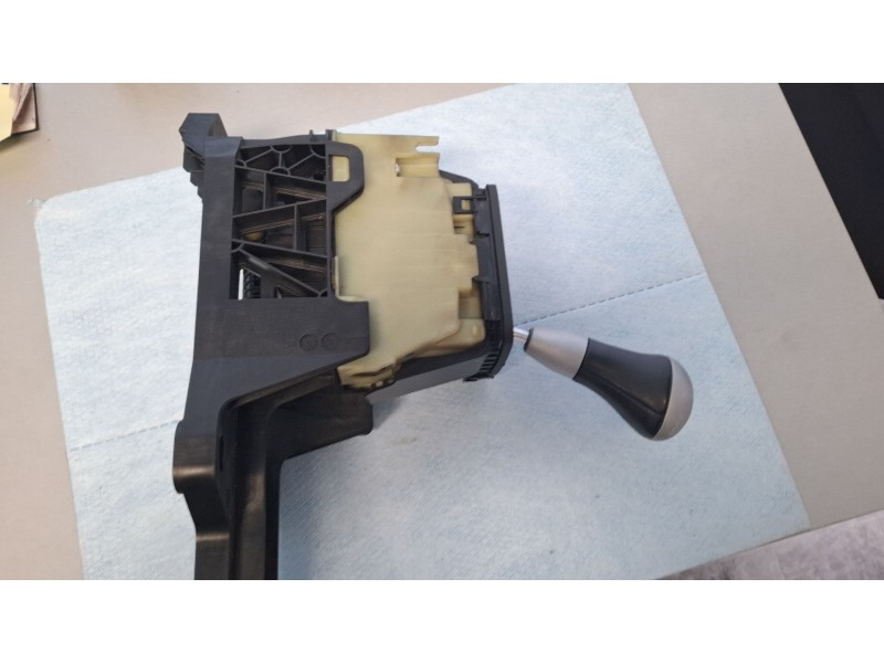 Recambio de palanca cambio para mercedes-benz a 200 cdi referencia OEM IAM A1693700509  