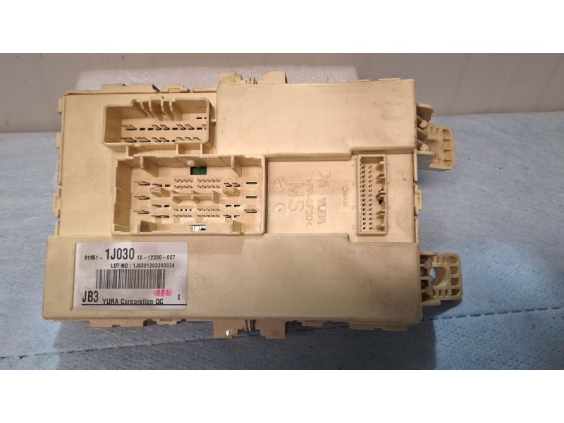 Recambio de caja reles / fusibles para hyundai i20 referencia OEM IAM 91951-1J03010  