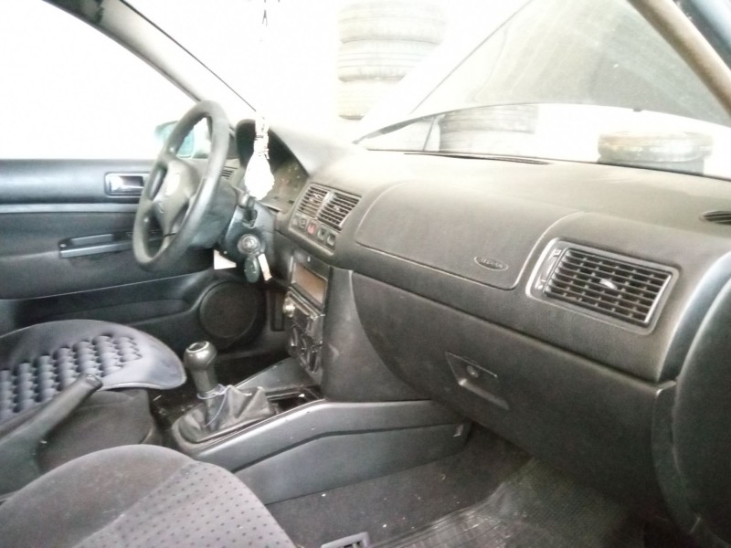 volkswagen golf del año 2006