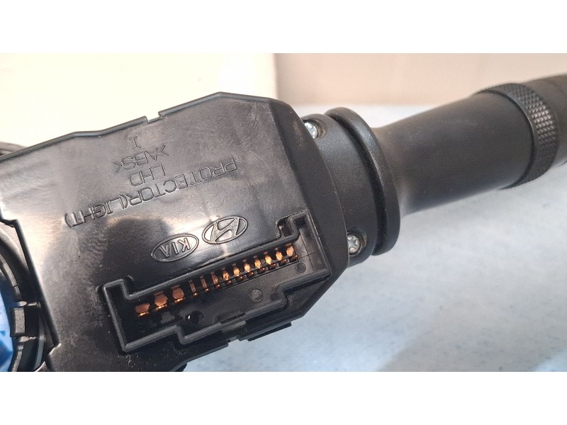 Recambio de mando multifuncion para hyundai i20 referencia OEM IAM 202008910 93480-1y000 ANILLO AIRBAG  