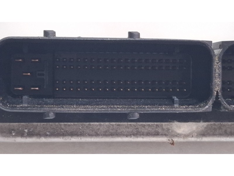 Recambio de centralita motor para volkswagen golf referencia OEM IAM 038906019HJ 0281010977  