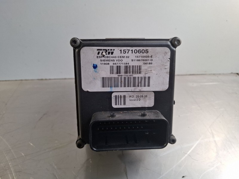 Recambio de modulo abs para peugeot 407 referencia OEM IAM 15710605  