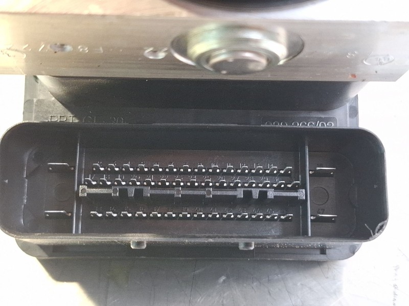 Recambio de modulo abs para bmw 118d referencia OEM IAM 6787837  