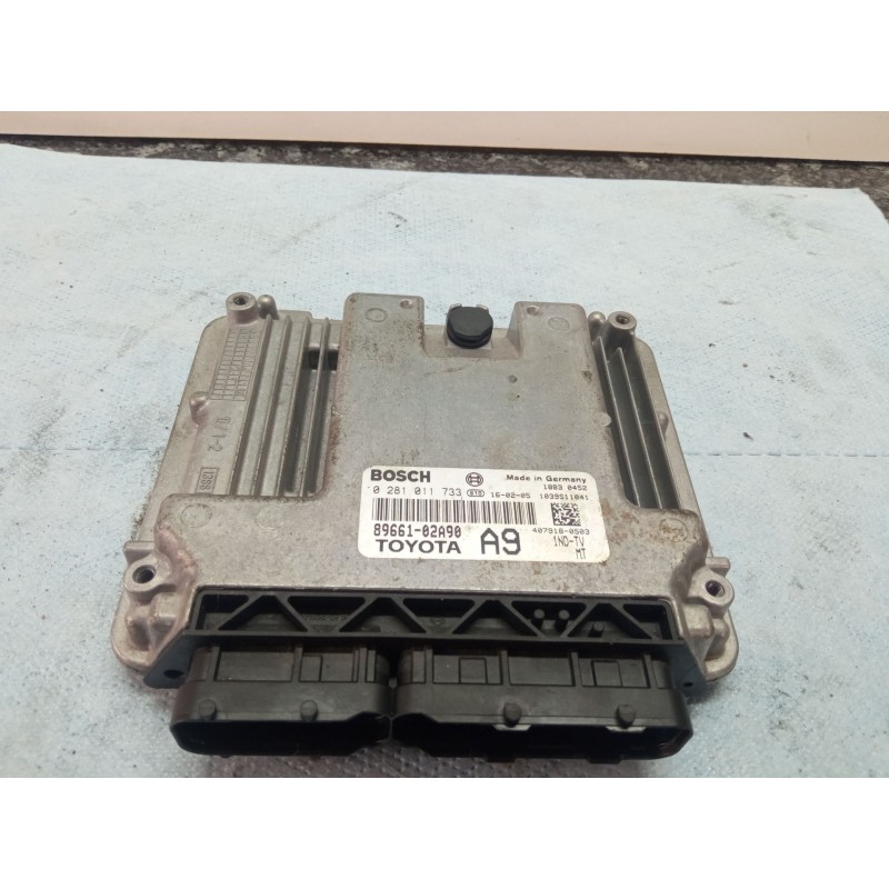 Recambio de centralita motor para toyota corolla referencia OEM IAM 8966102A900281011733  