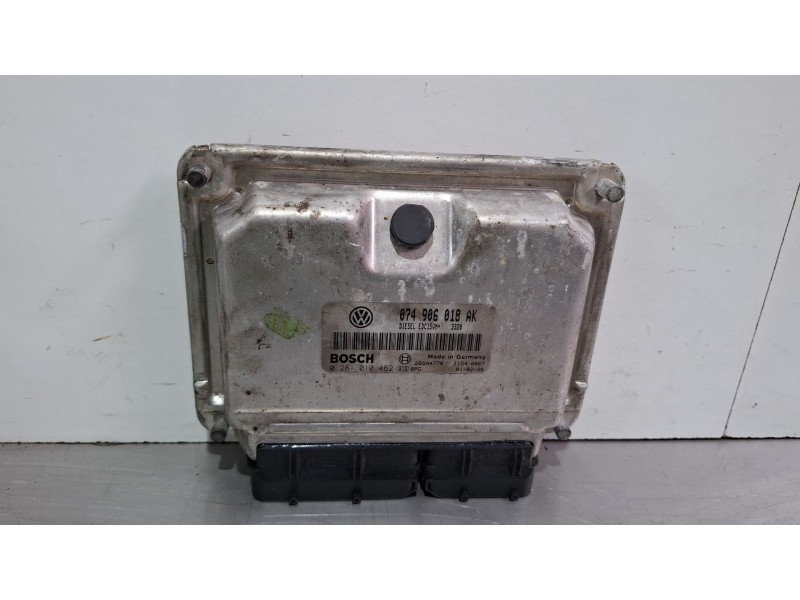 Recambio de centralita motor para volkswagen kombi 2.5 tdi referencia OEM IAM 074906018AK // 0281010462  
