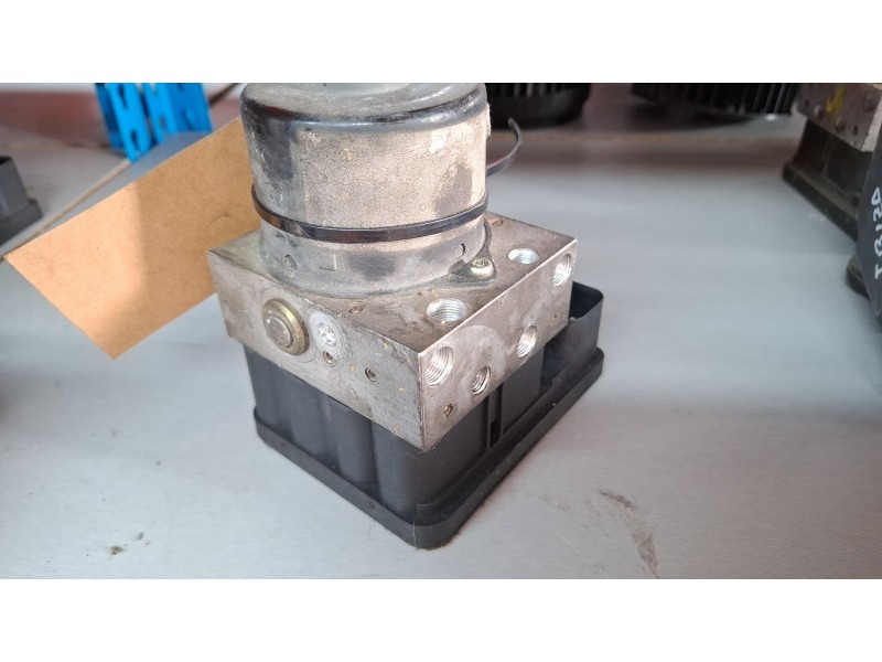 Recambio de modulo abs para renault laguna referencia OEM IAM 8200159837 00005847E1  