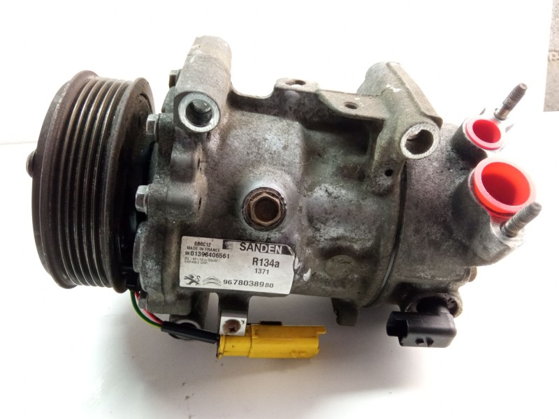 Recambio de compresor aire acondicionado para peugeot 508 referencia OEM IAM 9678038980  