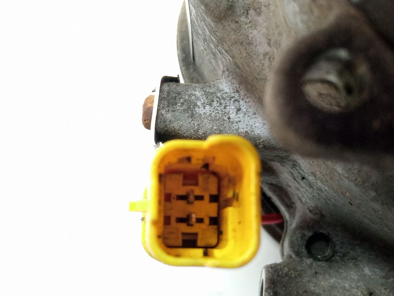 Recambio de compresor aire acondicionado para peugeot 508 referencia OEM IAM 9678038980  