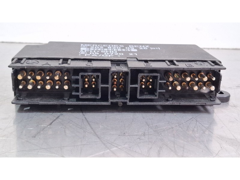 Recambio de centralita confort para mercedes-benz c 250 td referencia OEM IAM 2028200926  