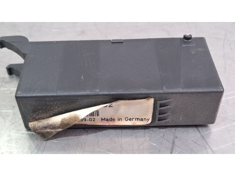 Recambio de centralita luces para mercedes-benz c 250 td referencia OEM IAM 2025420232  