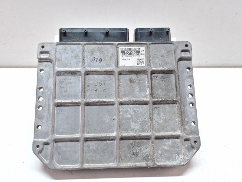 Recambio de centralita motor para toyota avensis referencia OEM IAM 8966105D30  