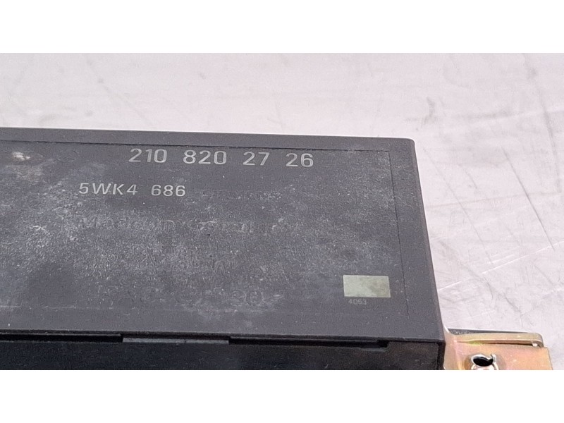 Recambio de centralita cierre para mercedes-benz c 250 td referencia OEM IAM 2108202726  