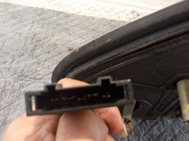 Recambio de espejo retrovisor derecho electrico para volkswagen golf referencia OEM IAM   