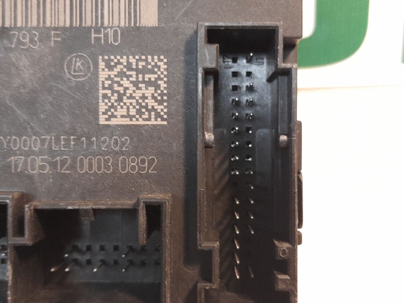 Recambio de modulo control puerta para skoda superb ii (3t4) 1.6 tdi referencia OEM IAM 8X0959793F  