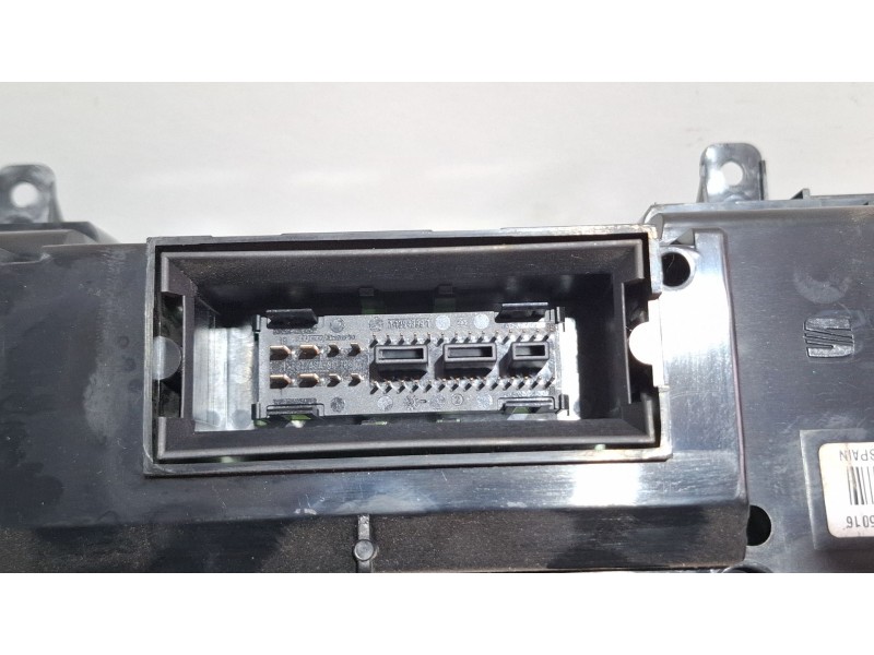 Recambio de cuenta kilometros para seat leon referencia OEM IAM 110080280026  