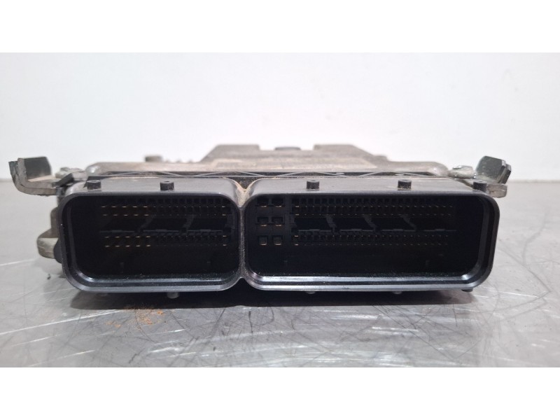 Recambio de centralita motor para seat leon referencia OEM IAM 281013280 03G906021LL  